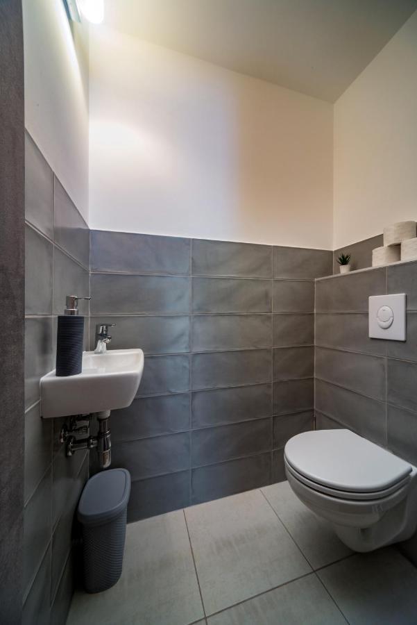 Appartement Grace Pine 2 *